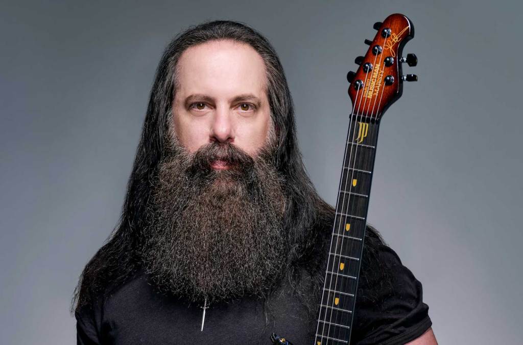 John Petrucci de Dream Theater sur le lancement de sa tournée Dreamsonic, un "festival itinérant" avec "certains des meilleurs prog metal du monde"