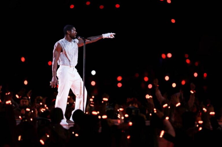Quel a été votre moment préféré du spectacle d’Usher à la mi-temps du Super Bowl ?  Vote!