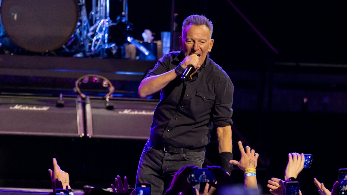 Bruce Springsteen démolit "Ma ville en ruines" à San Diego