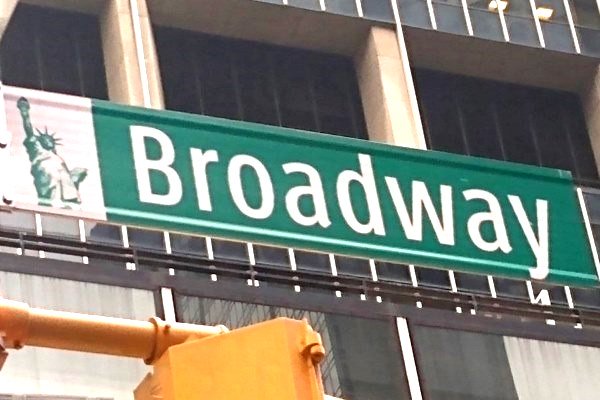 Les statistiques de la Broadway League pour la saison 2023-24 montrent que Broadway est de retour !