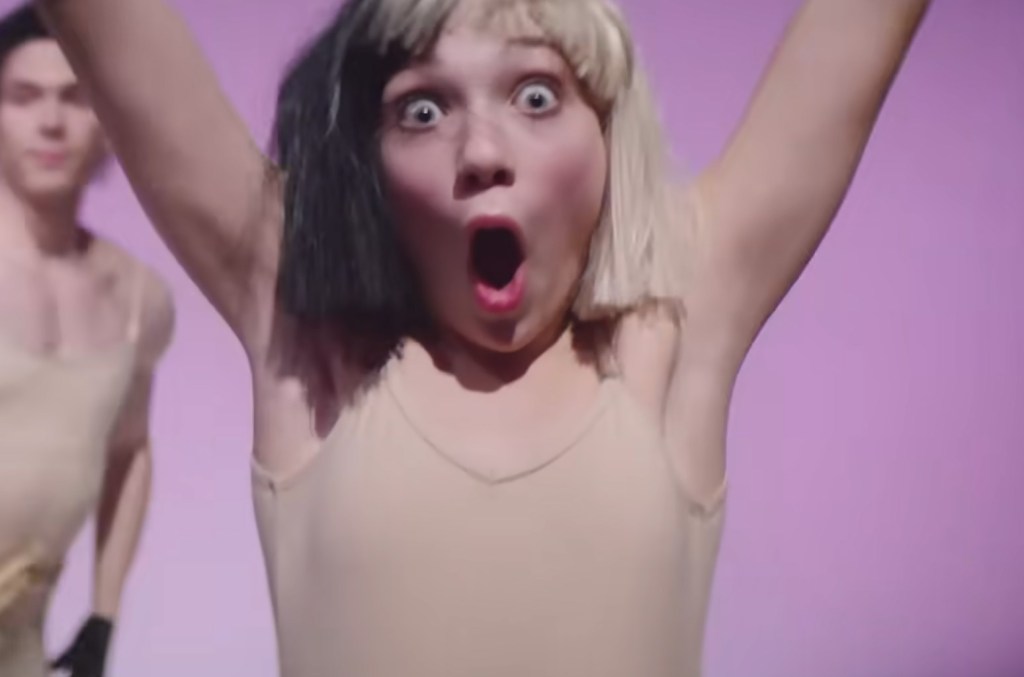 La vidéo de danse de montage de la performance « Cheap Thrills » de Sia avec Maddie Ziegler dépasse le milliard de vues