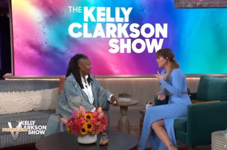 Whoopi Goldberg dit à ses ennemis de « laisser Kelly Clarkson tranquille » après une perte de poids