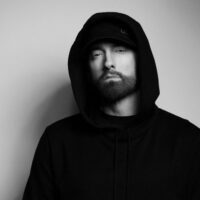 Eminem recrute Big Sean et Babytron, originaires de Détroit, pour le single Ominous « Tobey »: regardez la bande-annonce