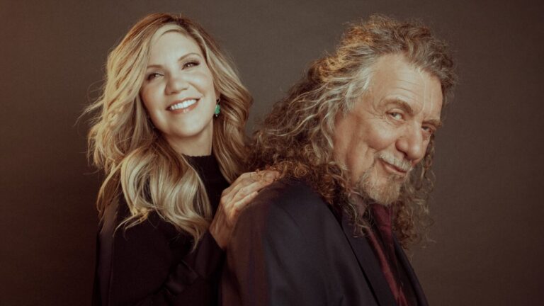 Robert Plant et Alison Krauss sortent le single en direct « When The Levee Breaks »